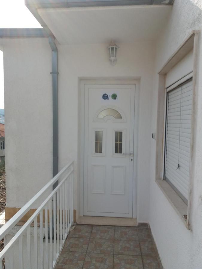 Apartment Meri تروغير المظهر الخارجي الصورة